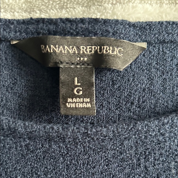 Banana Republic Navy Peplum Top Size Large - Picture 5 of 8